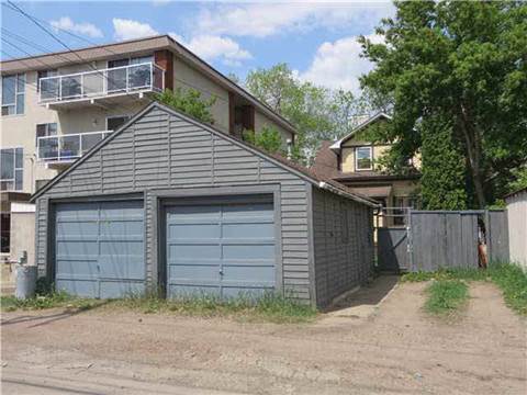 Edmonton Alberta Garage Space for rent, click for details...