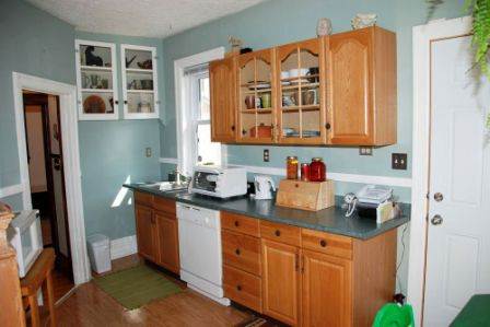 Winnipeg Manitoba Room for rent, click for details...
