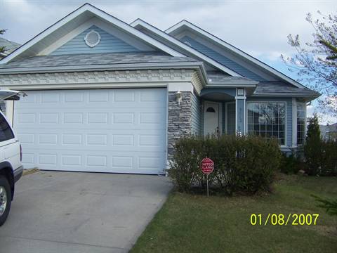 Calgary Alberta Room for rent, click for details...