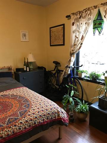 Edmonton Alberta Studio for rent, click for details...