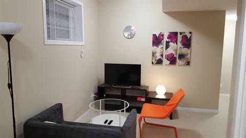 Edmonton Alberta Room for rent, click for details...