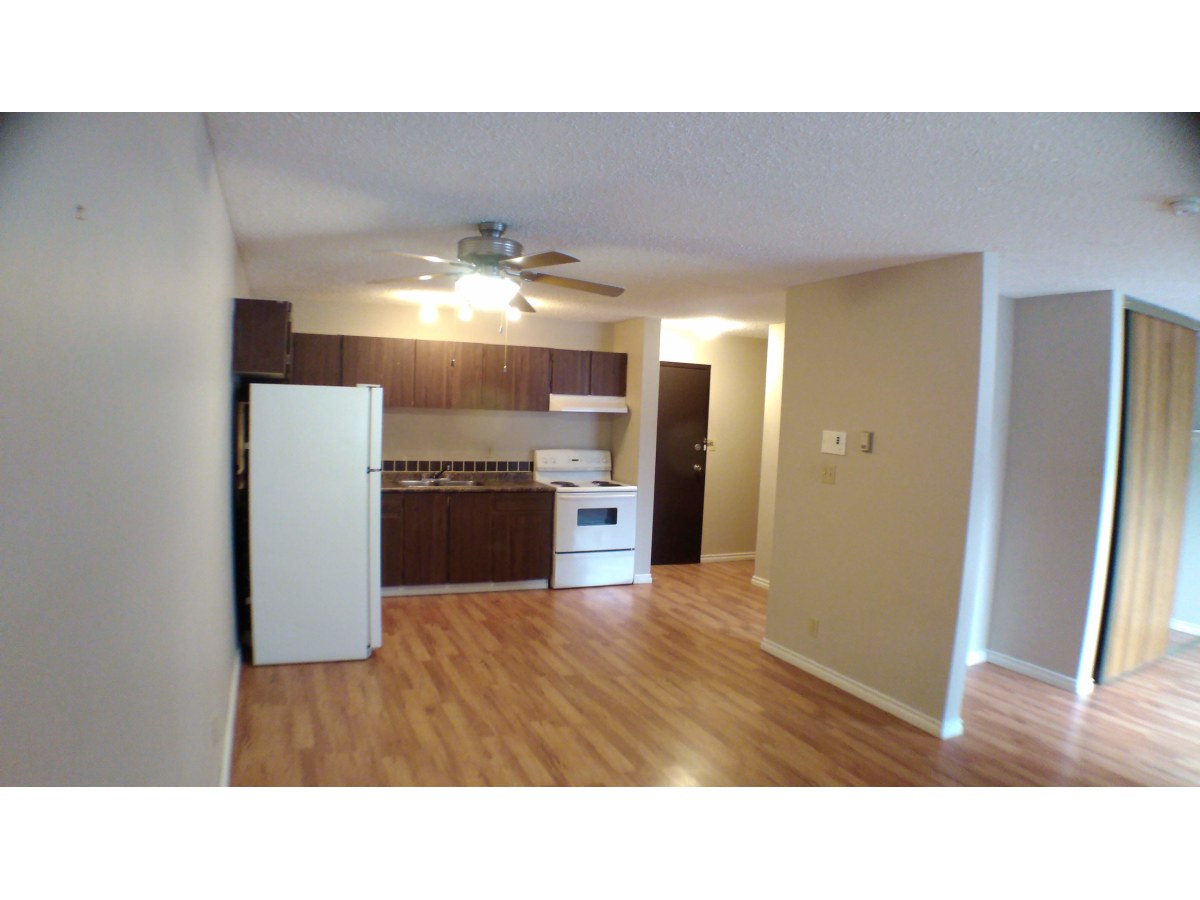 One Bedroom Red Deer Apartment For Rent Ad Id Wf103 Rentboard Ca