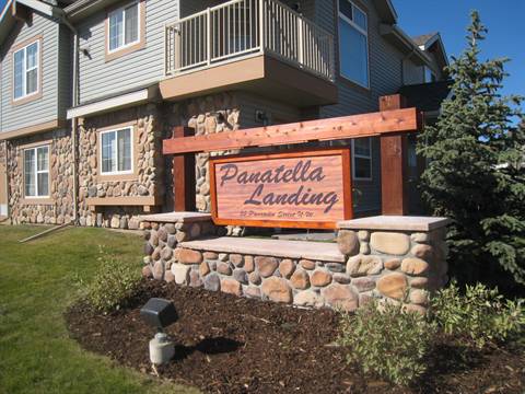 Calgary Alberta Townhouse for rent, click for details...