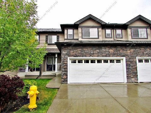 Beaumont Alberta Townhouse for rent, click for details...