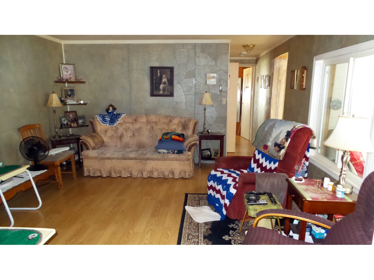 Spruce Grove Mobile Home/Lot Photos and Files Gallery RentBoard.ca Ad ID 104ParklandVillage