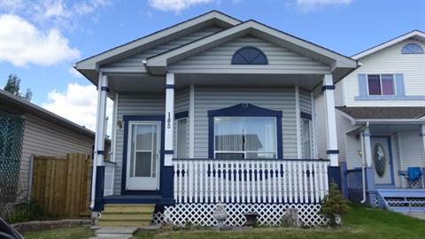 Calgary Alberta House for rent, click for details...