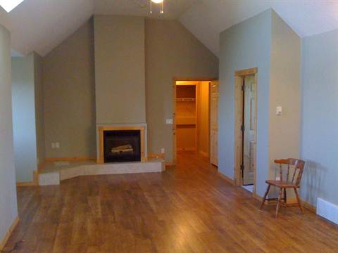 Calgary Alberta Loft for rent, click for details...