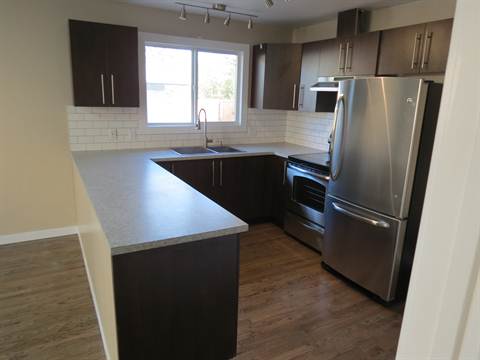 Fort Saskatchewan Alberta Main Floor Only for rent, click for details...