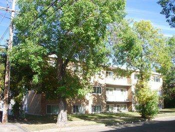 Edmonton Alberta Studio for rent, click for details...