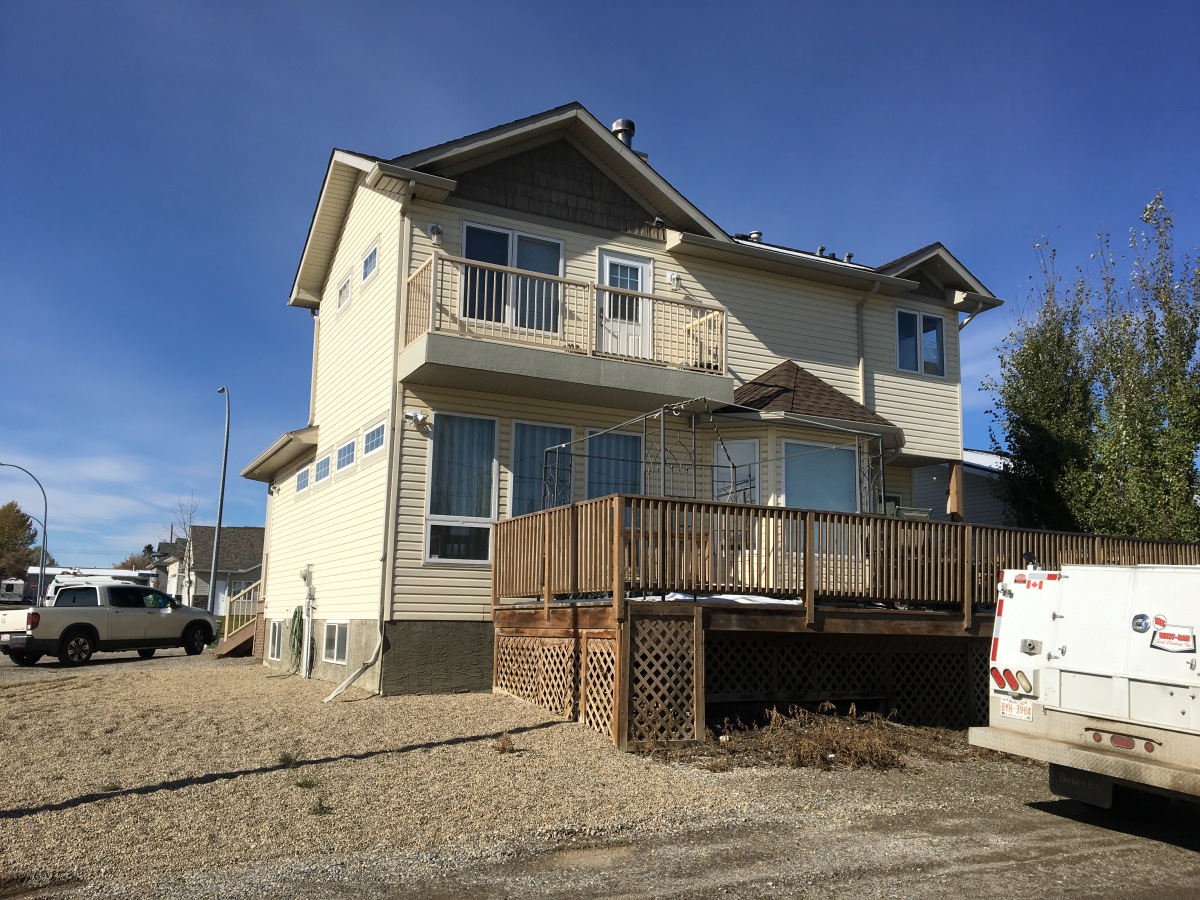 Didsbury Alberta Apartments Houses and Condos For Rent