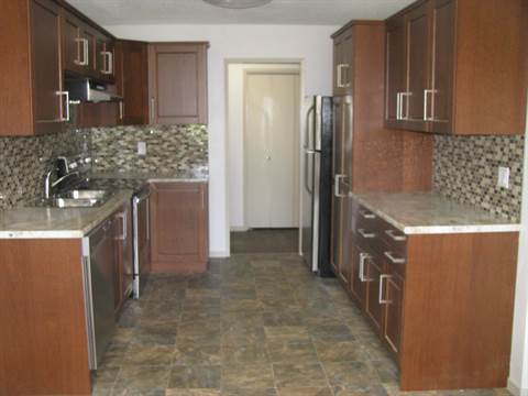 Edmonton Alberta Six-Plex for rent, click for details...