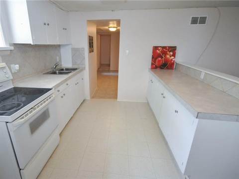 Lethbridge Alberta Basement Suite for rent, click for details...