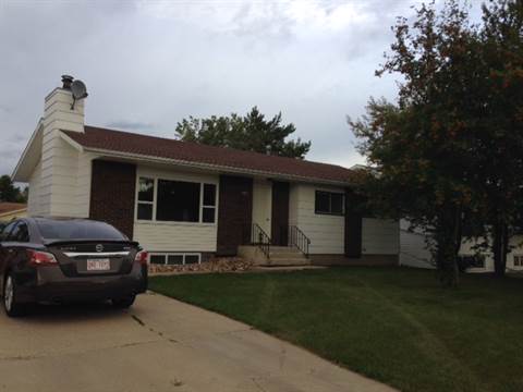 Bonnyville Alberta Main Floor Only for rent, click for details...