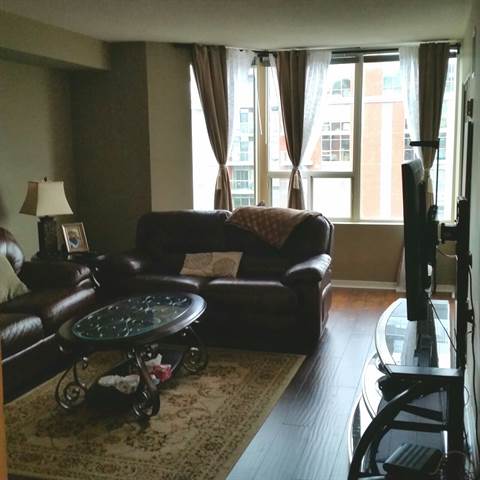 Burlington Ontario Condominium for rent, click for details...