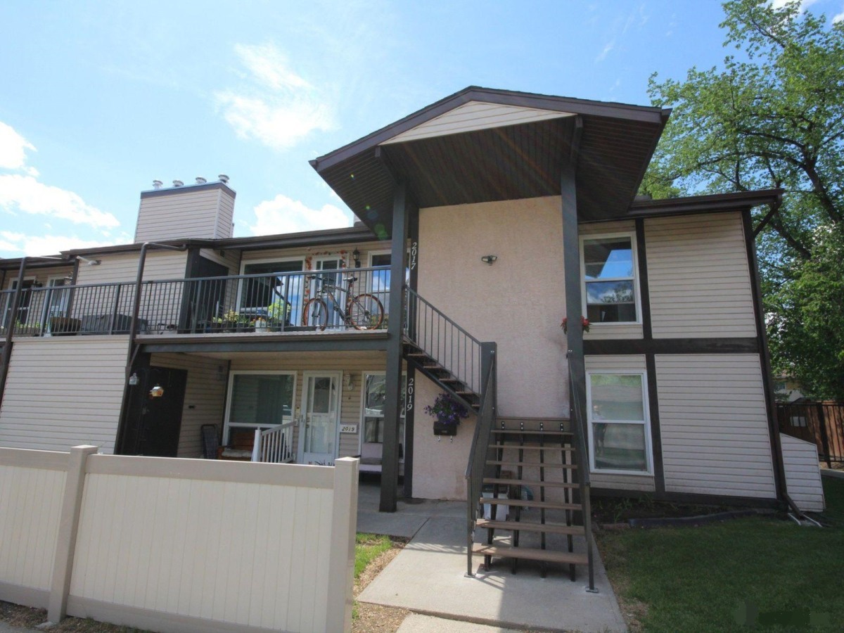 Edmonton South West 3 Bedrooms Townhouse For Rent Ad Id