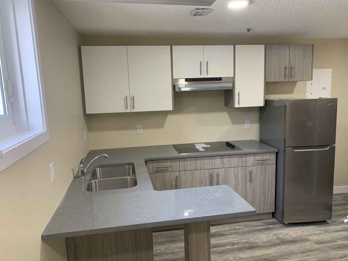 Edmonton Bachelor Suites For Rent Edmonton Bachelor Suite Rental   202024570524042907 