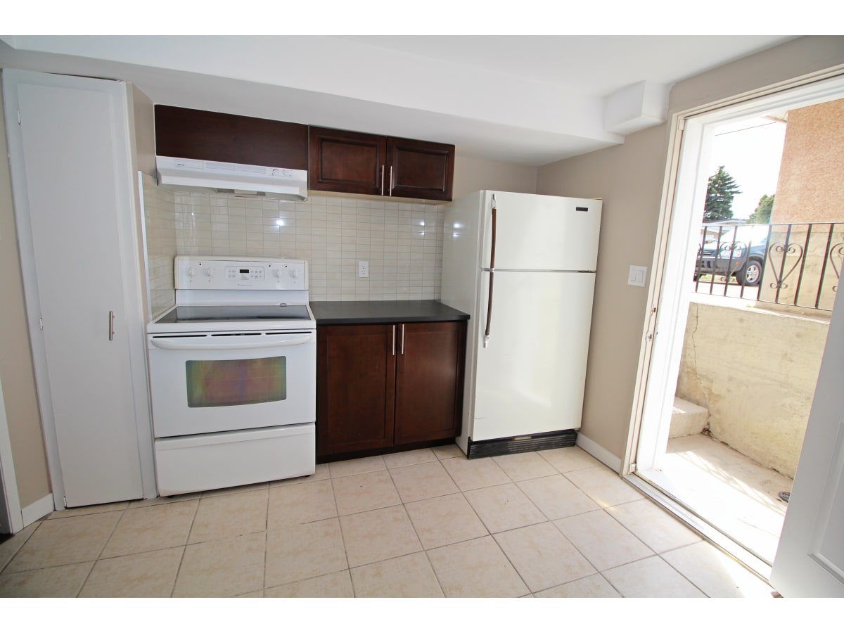 Calgary Basement Suite Photos and Files Gallery RentBoard.ca Ad ID 1.132304