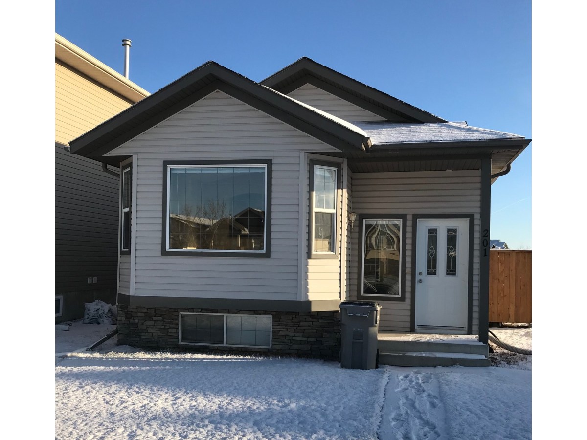 Grande Prairie Houses For Rent Grande Prairie House Rental Listings