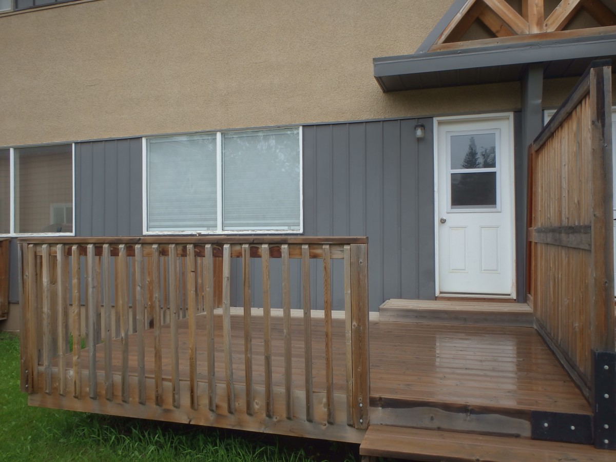 Hinton Alberta Apartments Houses and Condos For Rent